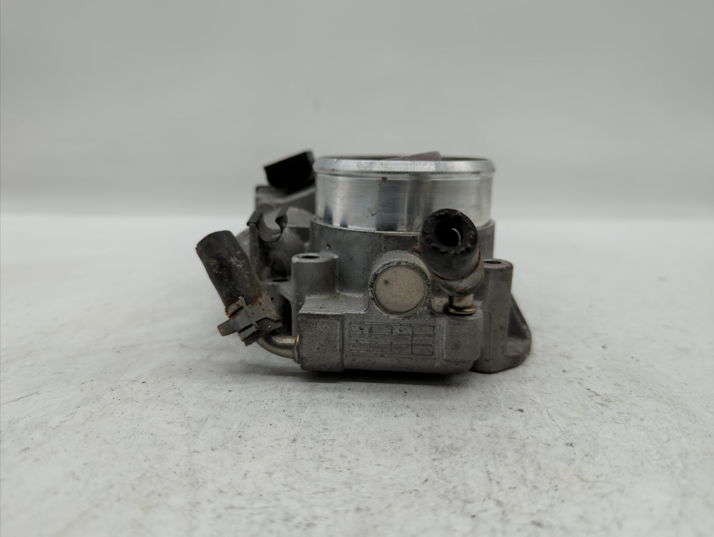 2011-2016 Kia Optima Throttle Body P/N:35100-2G800 Fits Fits 2011 2012 2013 2014 2015 2016 OEM Used Auto Parts - Oemusedauto