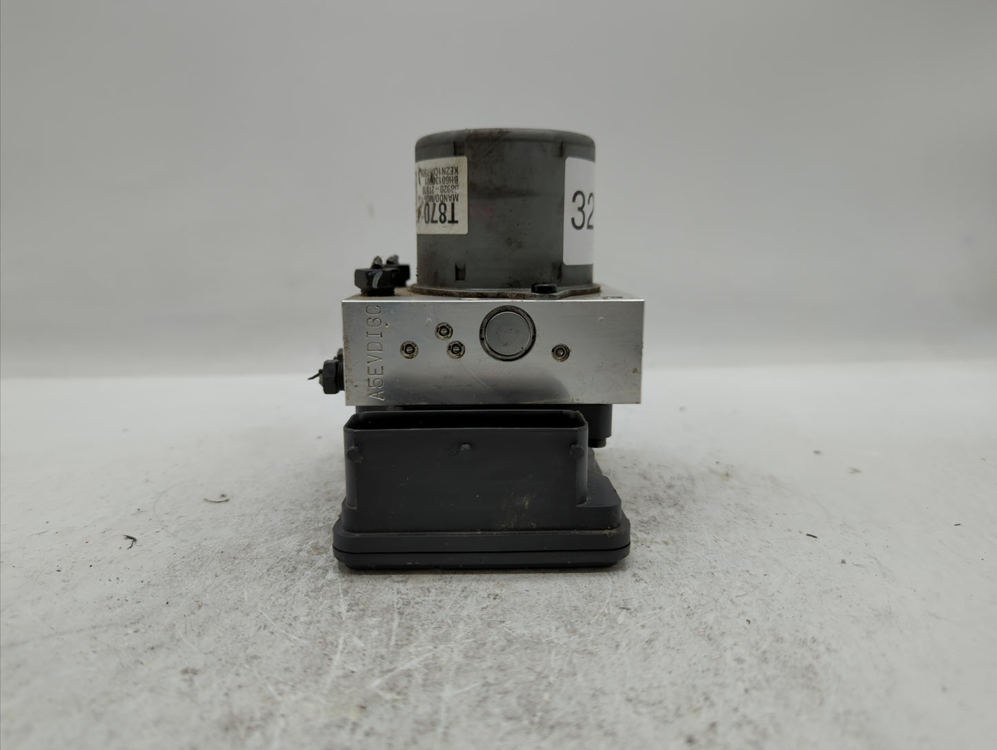 2014-2015 Kia Optima ABS Pump Control Module Replacement P/N:BE6003O902 58920-2T870 Fits Fits 2014 2015 OEM Used Auto Parts 