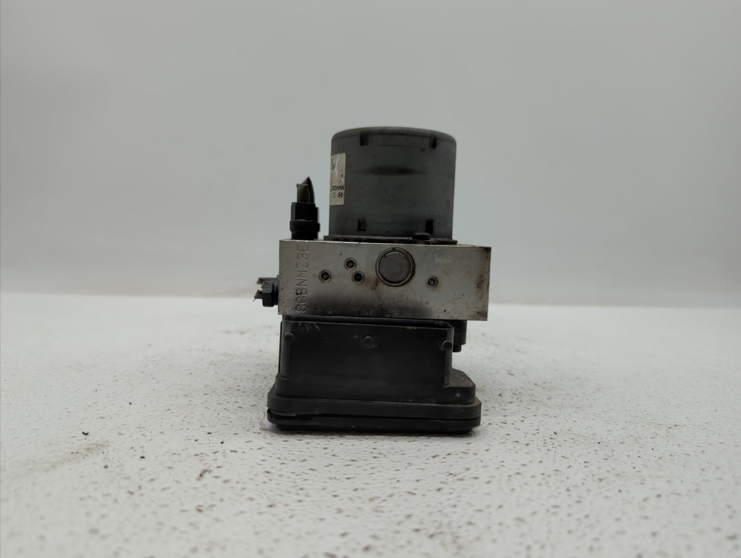 2014-2015 Kia Optima ABS Pump Control Module Replacement P/N:BE6003O902 58920-2T870 Fits Fits 2014 2015 OEM Used Auto Parts 