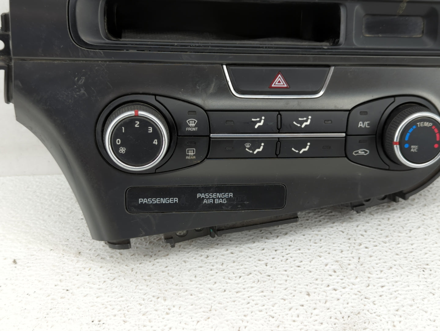 2014-2015 Kia Optima Climate Control Module Temperature AC/Heater Replacement P/N:97250-2TXXX 97250-2TLE0 Fits Fits 2014 201