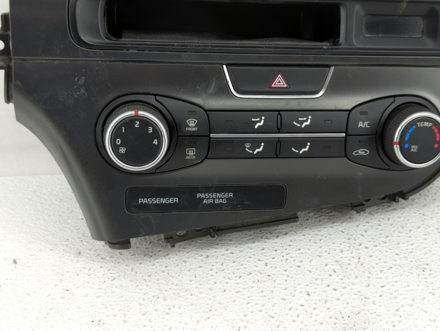 2014-2015 Kia Optima Climate Control Module Temperature AC/Heater Replacement P/N:97250-2TXXX 97250-2TLE0 Fits Fits 2014 201