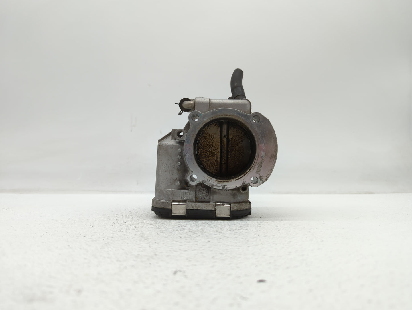 2011-2015 Kia Optima Throttle Body P/N:904501 0001 35100-2G700 Fits Fits 2011 2012 2013 2014 2015 2016 OEM Used Auto Parts -