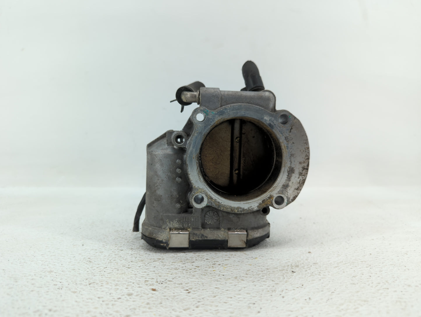 2011-2015 Kia Optima Throttle Body P/N:904501 0001 35100-2G700 Fits Fits 2011 2012 2013 2014 2015 2016 OEM Used Auto Parts -