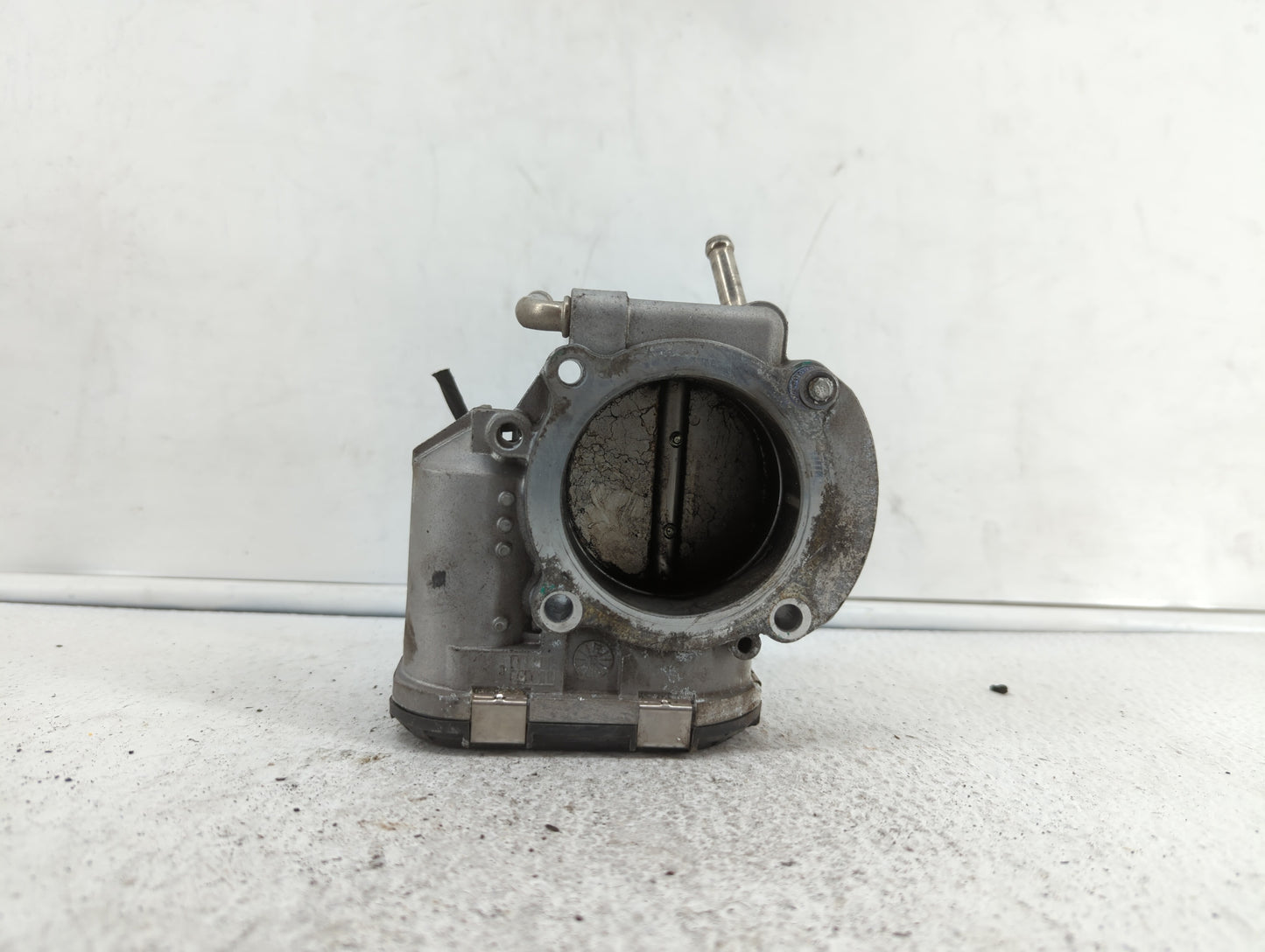 2011-2015 Kia Optima Throttle Body P/N:904501 0001 35100-2G700 Fits Fits 2011 2012 2013 2014 2015 2016 OEM Used Auto Parts -