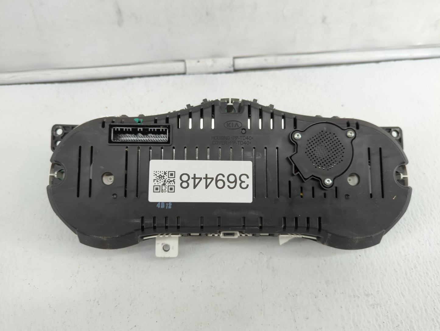 2014-2016 Kia Optima Instrument Cluster Speedometer Gauges P/N:94041-4V000 94041-4U000 Fits Fits 2014 2015 2016 OEM Used Aut