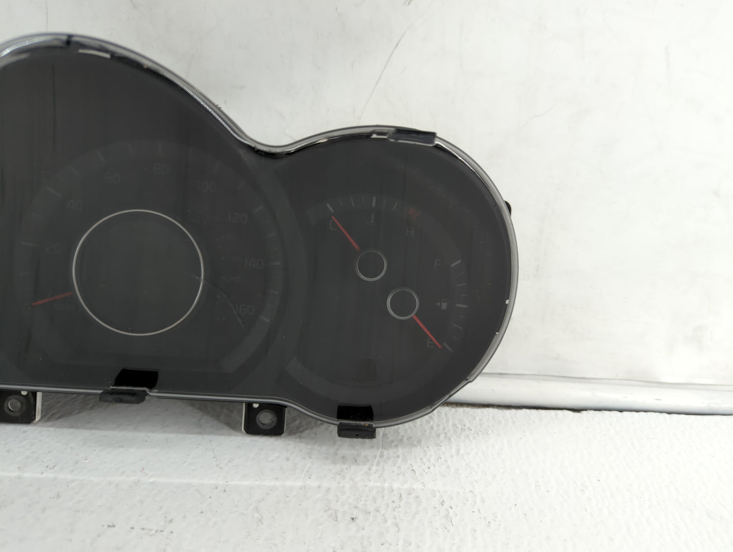 2014-2015 Kia Optima Instrument Cluster Speedometer Gauges P/N:94031-2T270 Fits Fits 2014 2015 OEM Used Auto Parts - Oemused