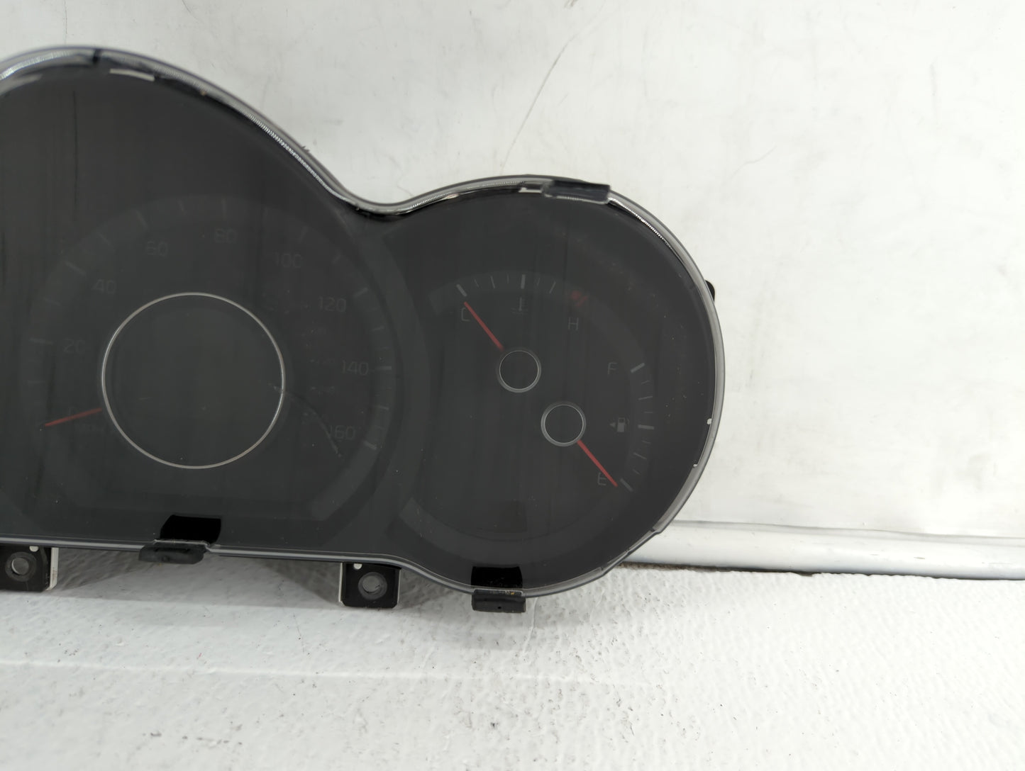 2014-2015 Kia Optima Instrument Cluster Speedometer Gauges P/N:94031-2T270 Fits Fits 2014 2015 OEM Used Auto Parts - Oemused