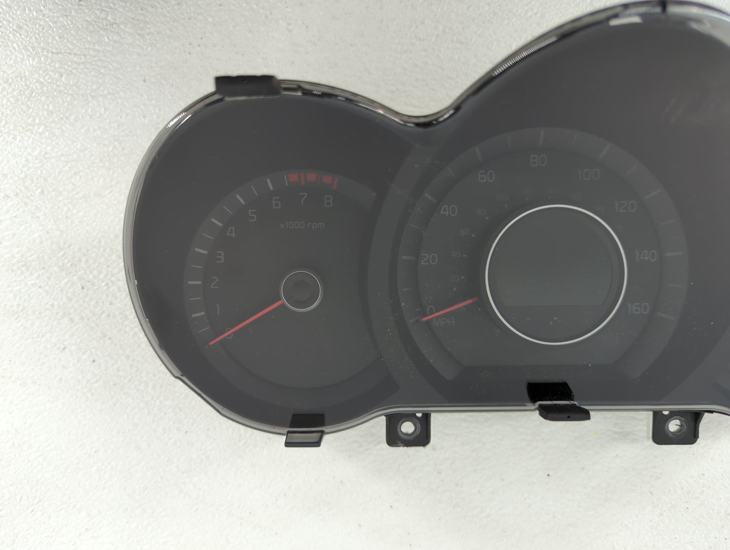 2014-2015 Kia Optima Instrument Cluster Speedometer Gauges P/N:94031-2T270 Fits Fits 2014 2015 OEM Used Auto Parts - Oemused