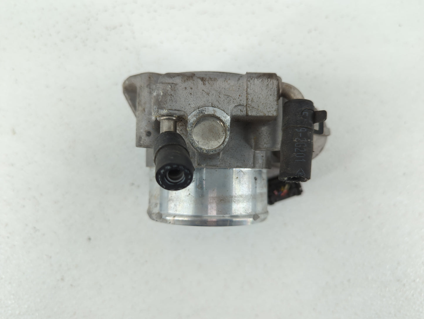 2011-2015 Kia Optima Throttle Body P/N:35100-2G700 904501 0001 Fits Fits 2011 2012 2013 2014 2015 2016 OEM Used Auto Parts -