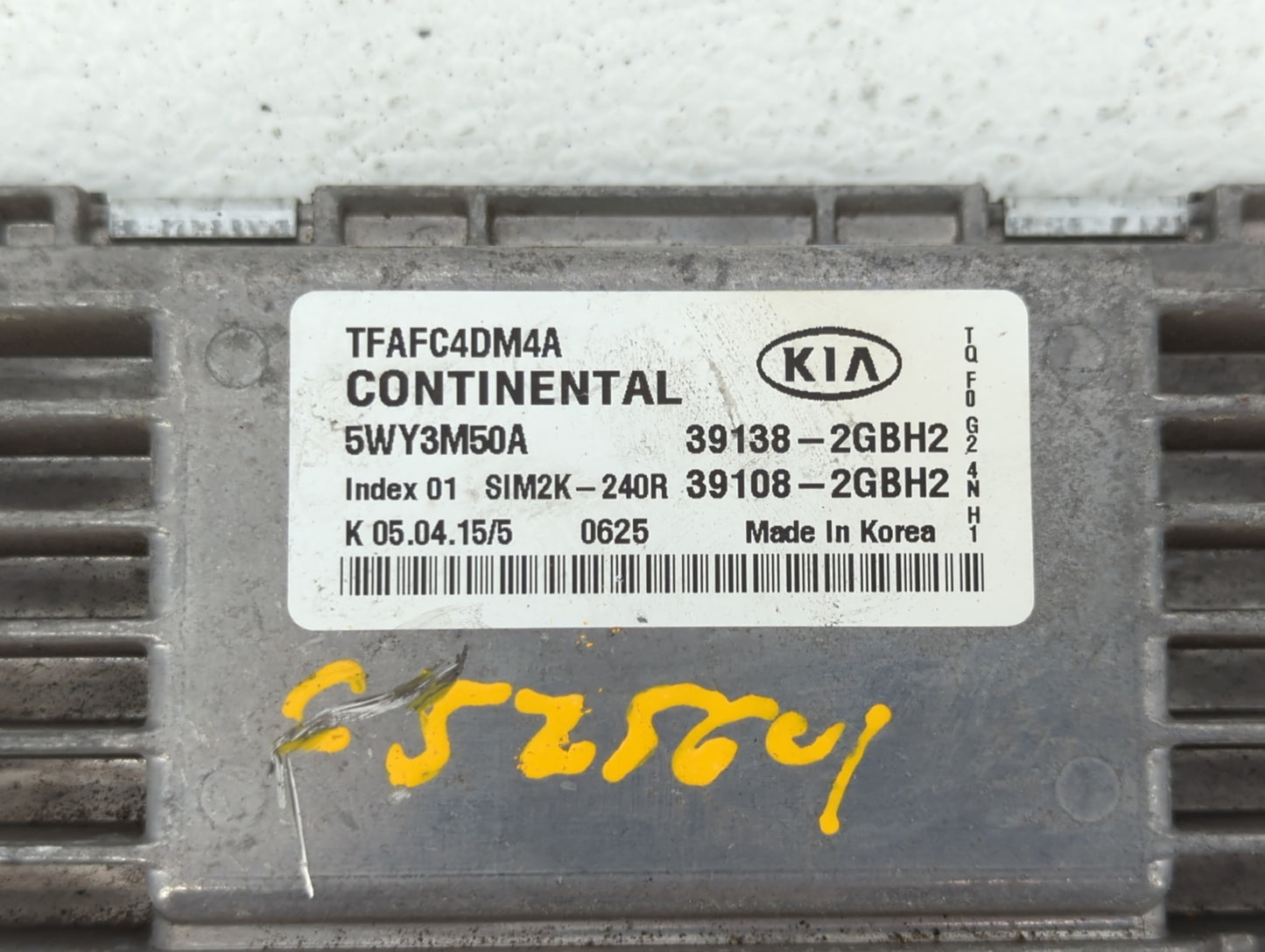 2015 Kia Optima PCM Engine Control Computer ECU ECM PCU OEM P/N:39138-2GBE6 39138-2GBH2 Fits OEM Used Auto Parts - Oemusedau