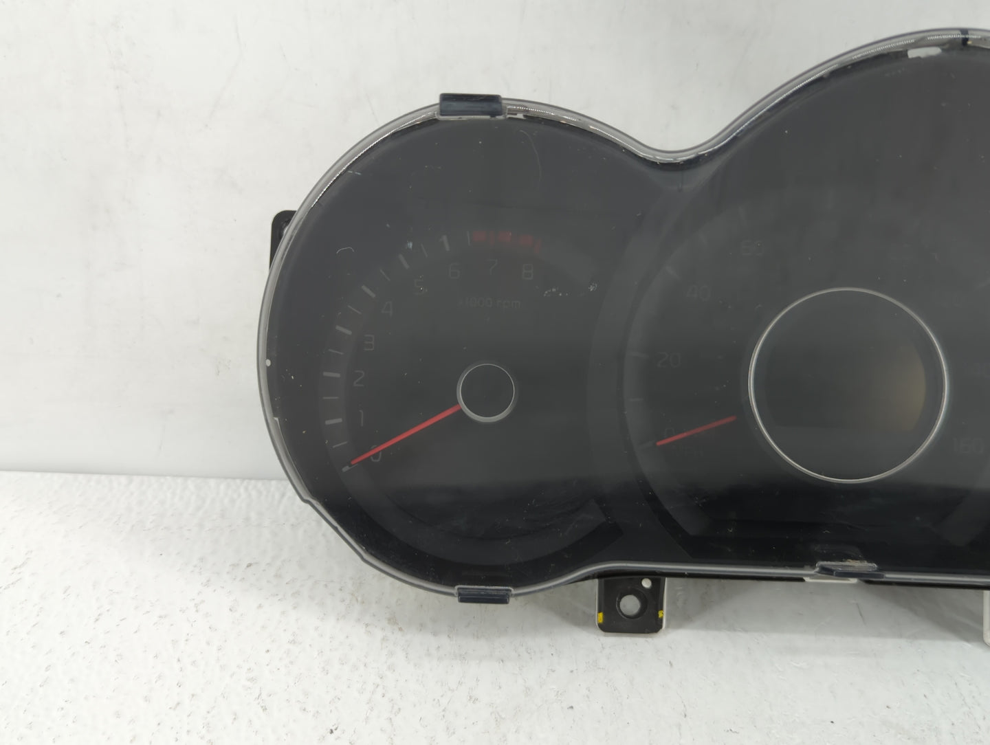 2014-2015 Kia Optima Instrument Cluster Speedometer Gauges P/N:94031-2T270 Fits Fits 2014 2015 OEM Used Auto Parts - Oemused