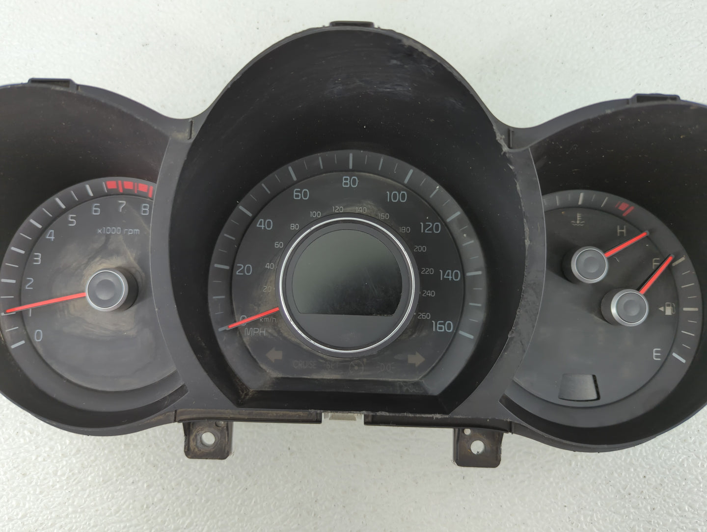 2014-2015 Kia Optima Instrument Cluster Speedometer Gauges P/N:94031-2T270 Fits Fits 2014 2015 OEM Used Auto Parts - Oemused