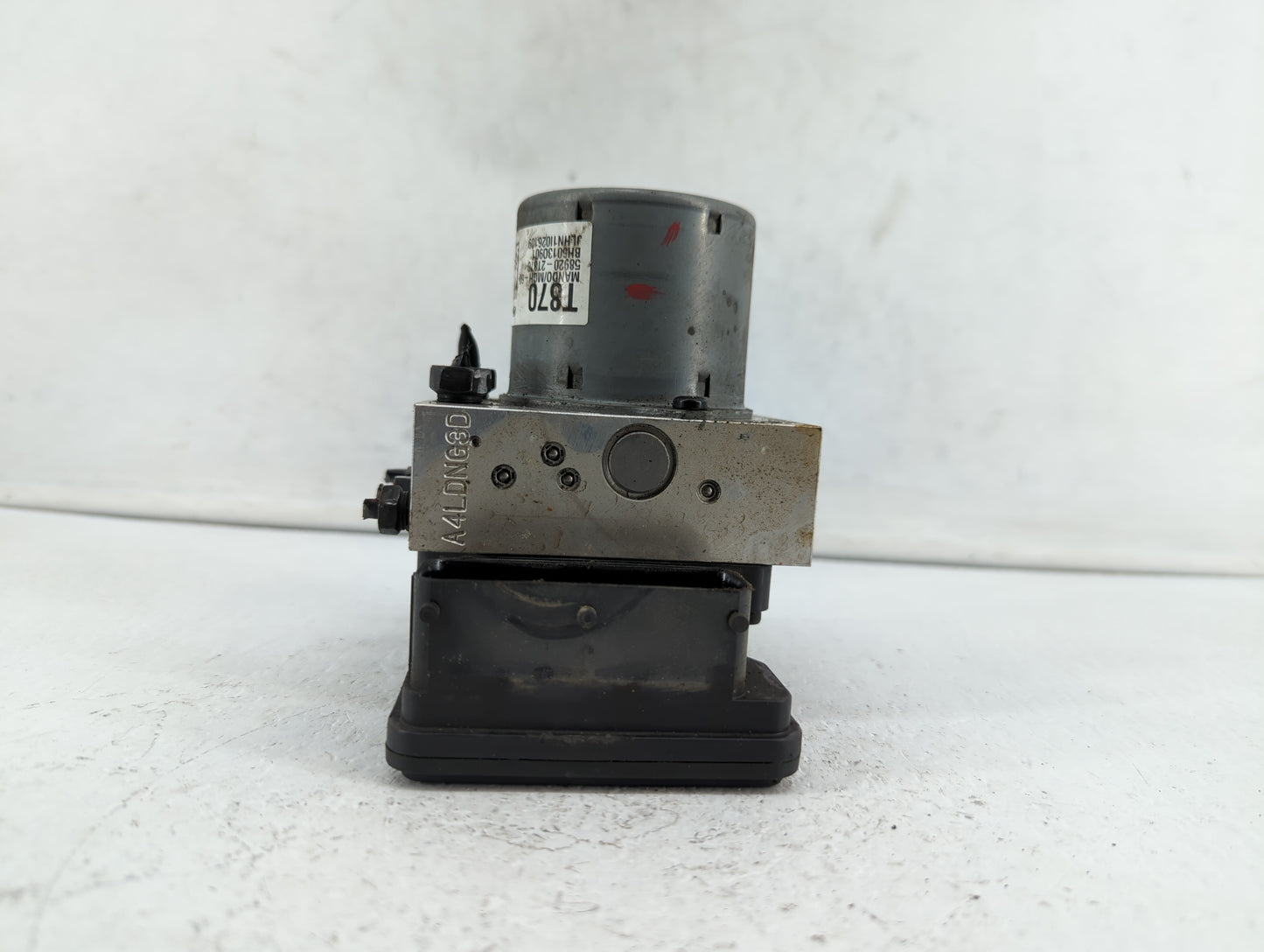 2014-2015 Kia Optima ABS Pump Control Module Replacement P/N:BE6003O902 58920-2T870 Fits Fits 2014 2015 OEM Used Auto Parts 