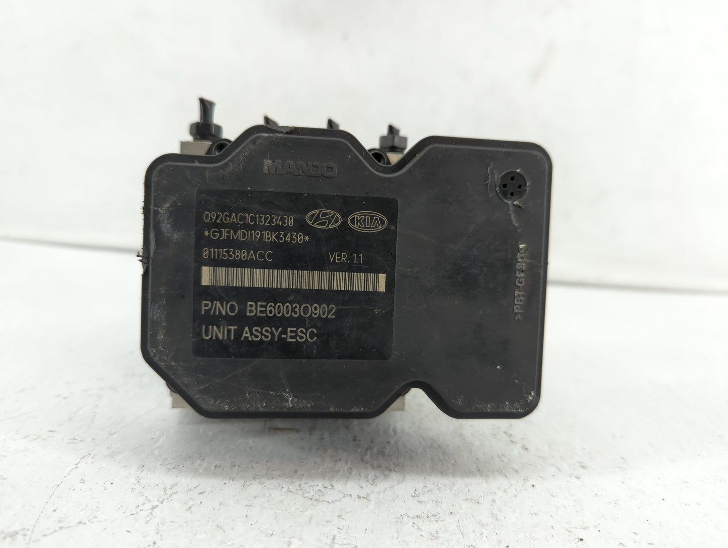 2014-2015 Kia Optima ABS Pump Control Module Replacement P/N:BE6003O902 58920-2T870 Fits Fits 2014 2015 OEM Used Auto Parts 