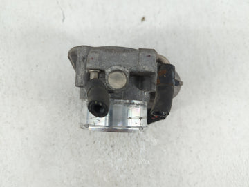 2011-2015 Kia Optima Throttle Body P/N:35100-2G700 Fits Fits 2011 2012 2013 2014 2015 2016 OEM Used Auto Parts