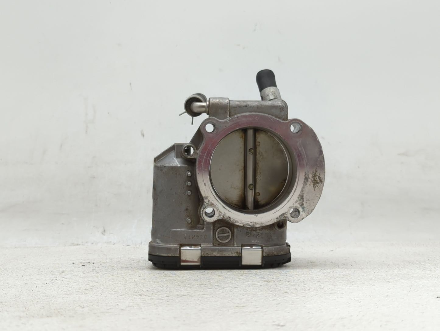 2011-2015 Kia Optima Throttle Body P/N:35100-2G700 Fits Fits 2011 2012 2013 2014 2015 2016 OEM Used Auto Parts - Oemusedauto