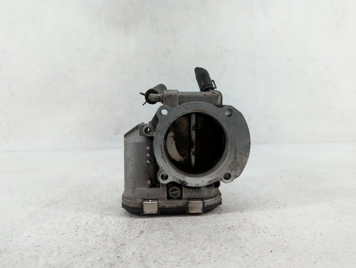 2011-2015 Kia Optima Throttle Body P/N:35100-2G700 Fits Fits 2011 2012 2013 2014 2015 2016 OEM Used Auto Parts - Oemusedauto
