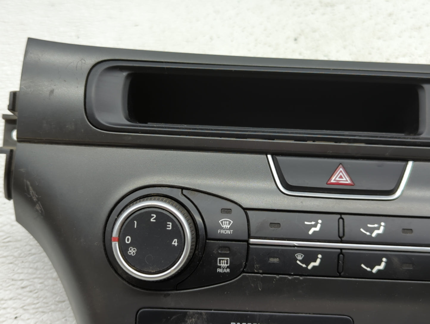 2014-2015 Kia Optima Climate Control Module Temperature AC/Heater Replacement P/N:97250-2TXXX 97250-2TLE0 Fits Fits 2014 201