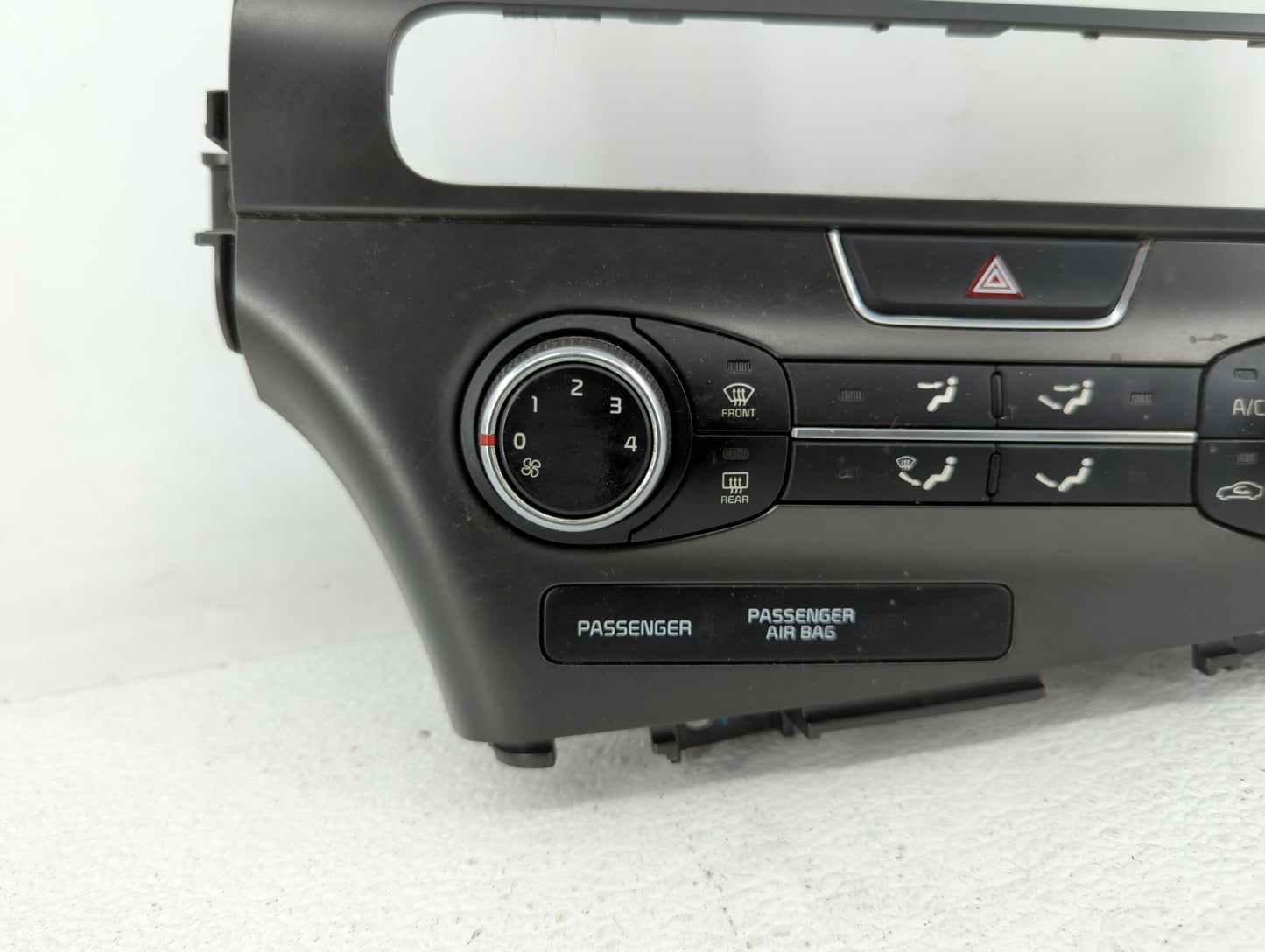 2014-2015 Kia Optima Climate Control Module Temperature AC/Heater Replacement P/N:97250-2TXXX 97250-2TLE0 Fits Fits 2014 201