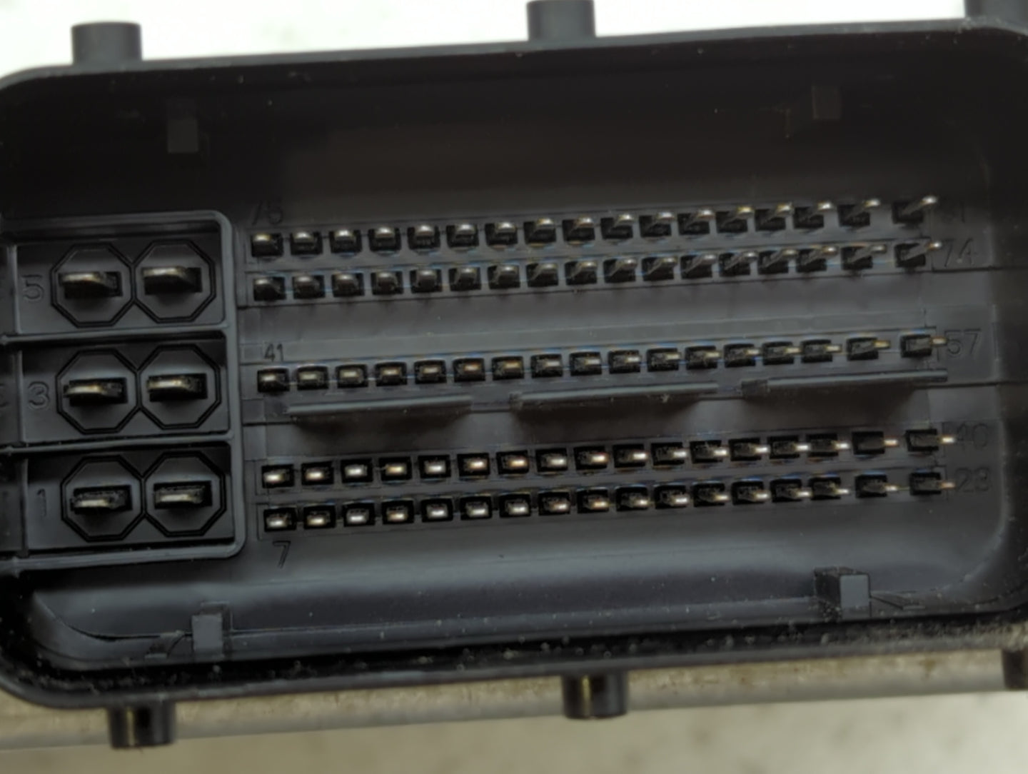 2015 Kia Optima PCM Engine Control Computer ECU ECM PCU OEM P/N:39138-2GBJ1 39108-2GBJ1 Fits OEM Used Auto Parts - Oemusedau
