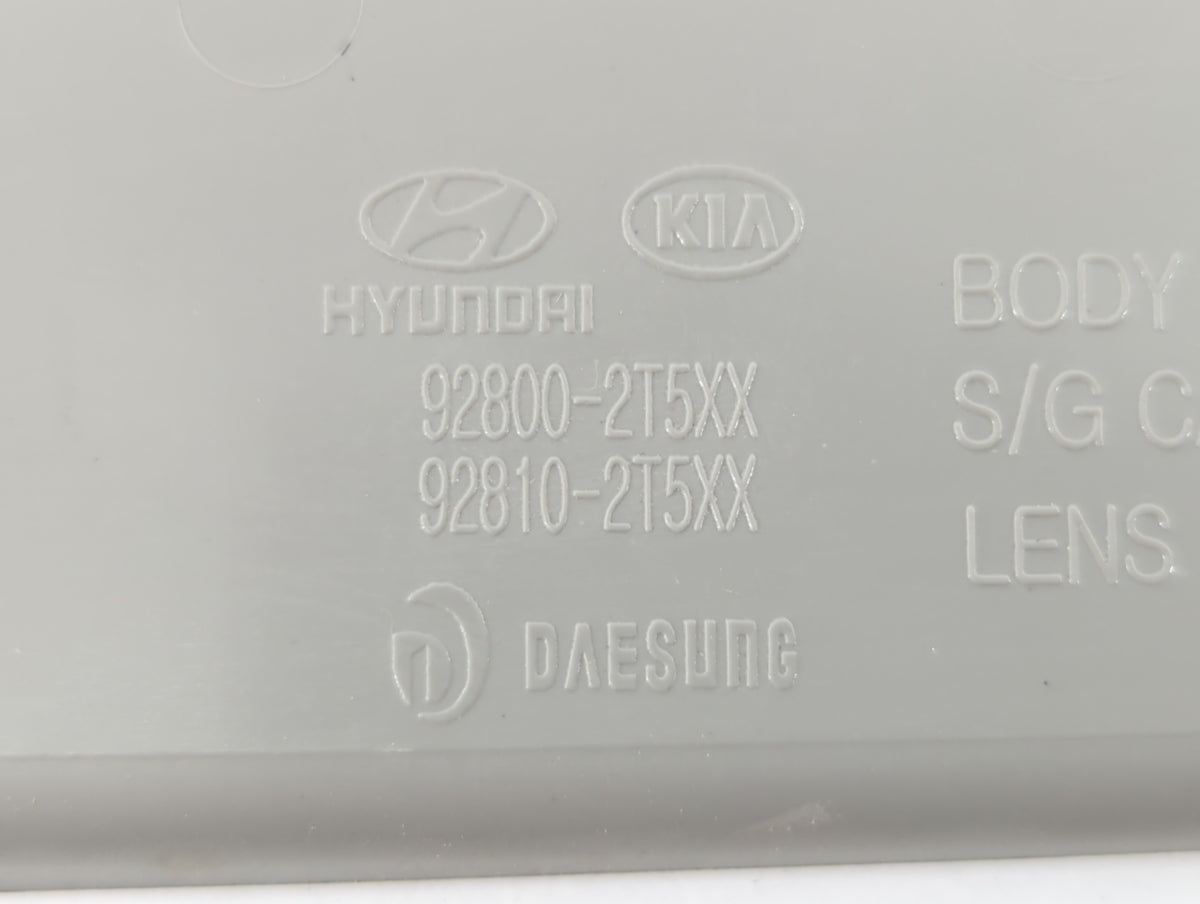 2015 Kia Optima Overhead Roof Console 412754 - Oemusedautoparts1.com