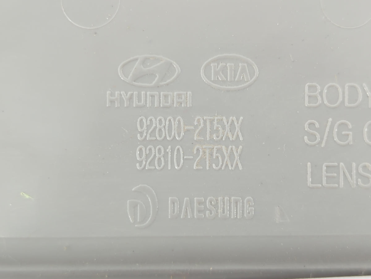2015 Kia Optima Overhead Roof Console 412755 - Oemusedautoparts1.com