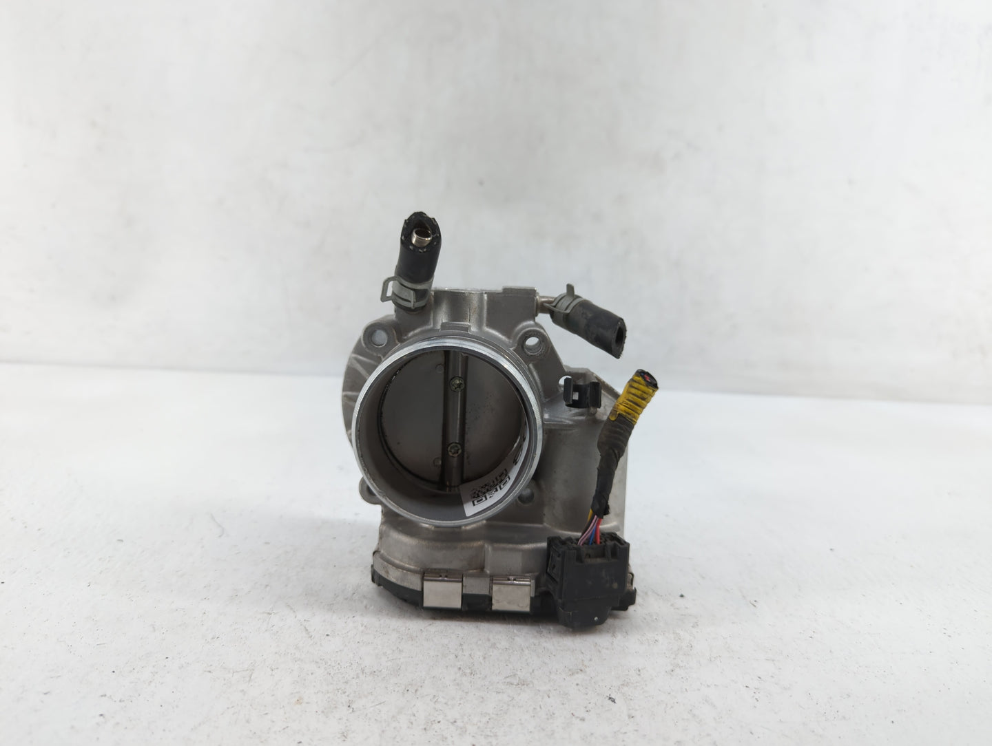 2011-2016 Kia Optima Throttle Body P/N:35100-2G700 35100-2G800 Fits Fits 2011 2012 2013 2014 2015 2016 OEM Used Auto Parts -