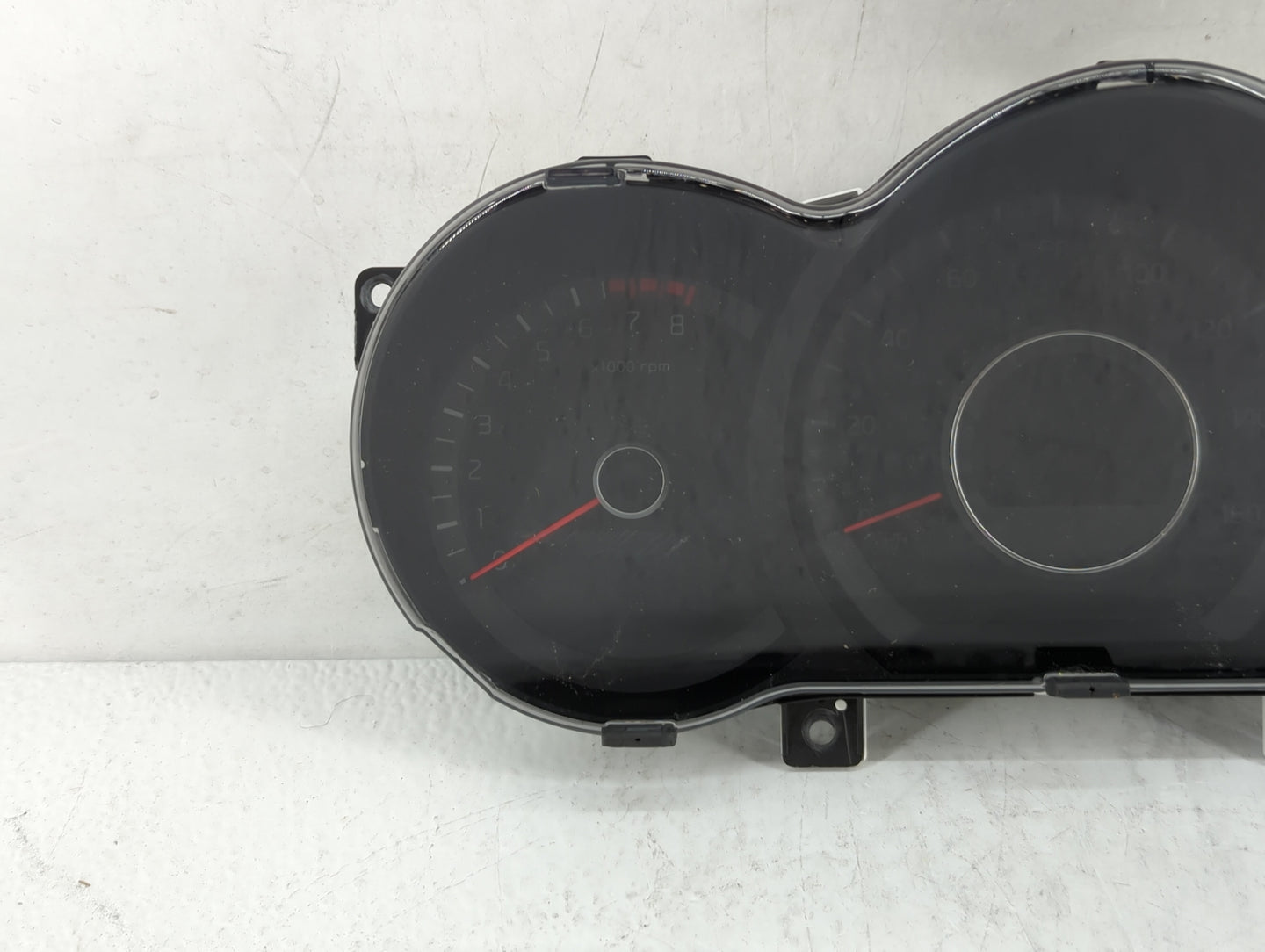 2014-2015 Kia Optima Instrument Cluster Speedometer Gauges P/N:94041-2T460 94031-2T270 Fits Fits 2014 2015 OEM Used Auto Par