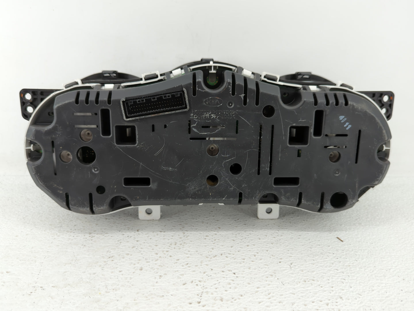 2014-2015 Kia Optima Instrument Cluster Speedometer Gauges P/N:94041-2T460 94031-2T270 Fits Fits 2014 2015 OEM Used Auto Par