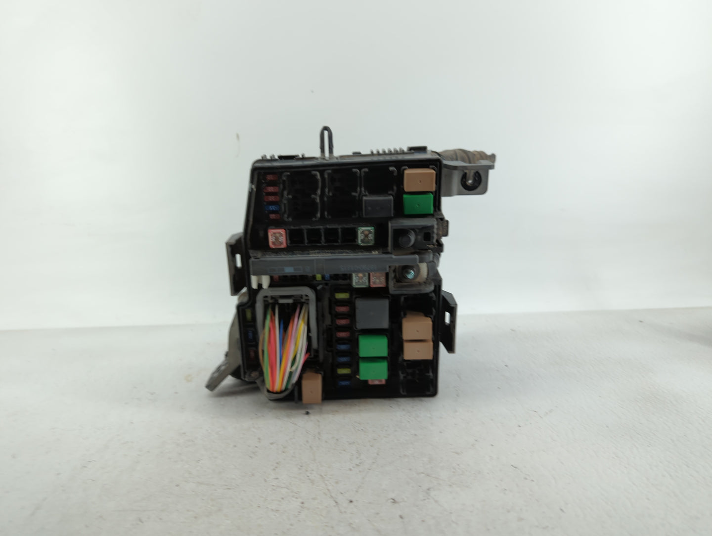 2014-2015 Kia Optima Fusebox Fuse Box Panel Relay Module P/N:91955-2T730 Fits Fits 2014 2015 OEM Used Auto Parts - Oemusedau