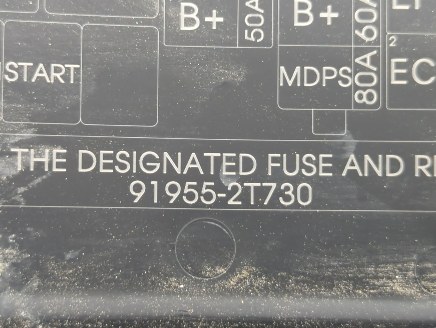 2014-2015 Kia Optima Fusebox Fuse Box Panel Relay Module P/N:91955-2T730 Fits Fits 2014 2015 OEM Used Auto Parts - Oemusedau