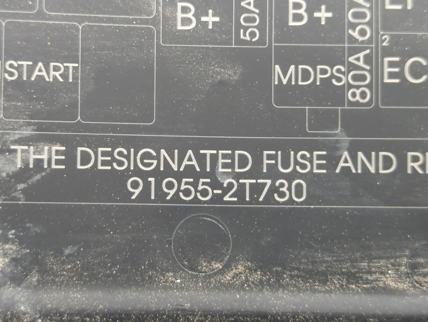 2014-2015 Kia Optima Fusebox Fuse Box Panel Relay Module P/N:91955-2T730 Fits Fits 2014 2015 OEM Used Auto Parts - Oemusedau