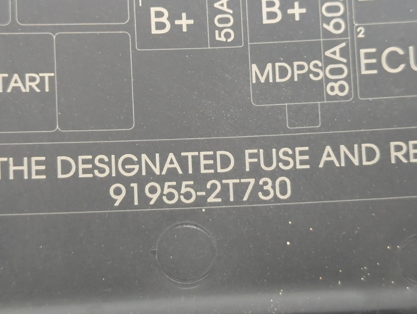 2014-2015 Kia Optima Fusebox Fuse Box Panel Relay Module P/N:91955-2T730 Fits Fits 2014 2015 OEM Used Auto Parts - Oemusedau