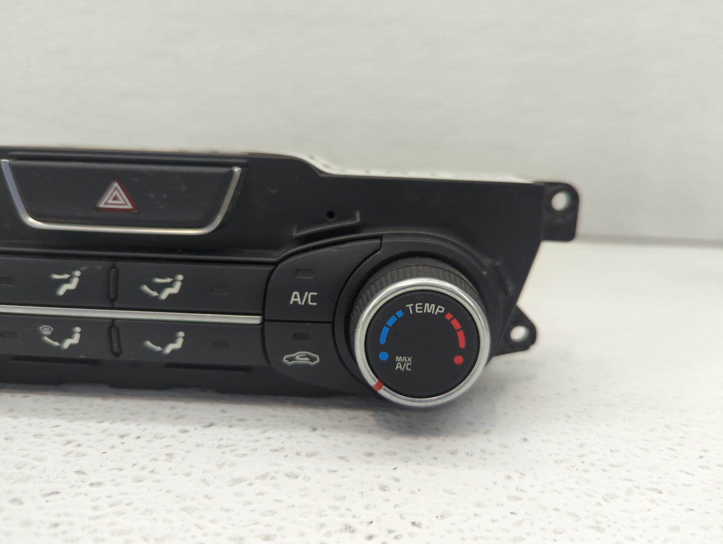 2014-2015 Kia Optima Climate Control Module Temperature AC/Heater Replacement P/N:97250-4UBG0 97250-2TXXX Fits Fits 2014 201