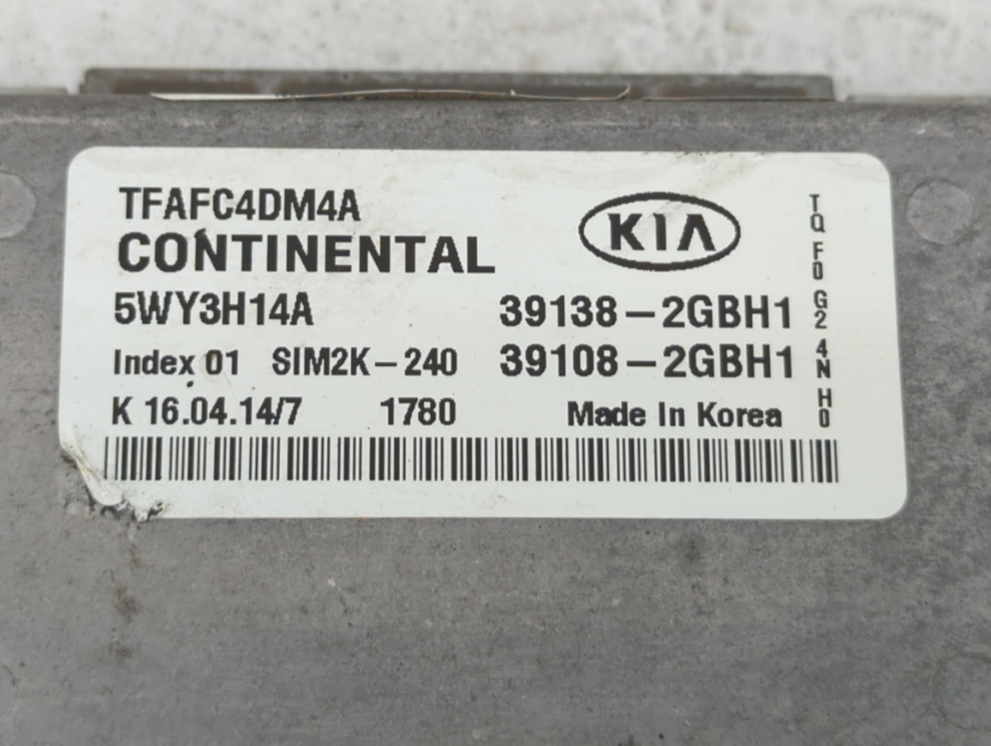 2014-2015 Kia Optima PCM Engine Control Computer ECU ECM PCU OEM P/N:39108-2GBH1 39138-2GBH1 Fits Fits 2014 2015 OEM Used Au
