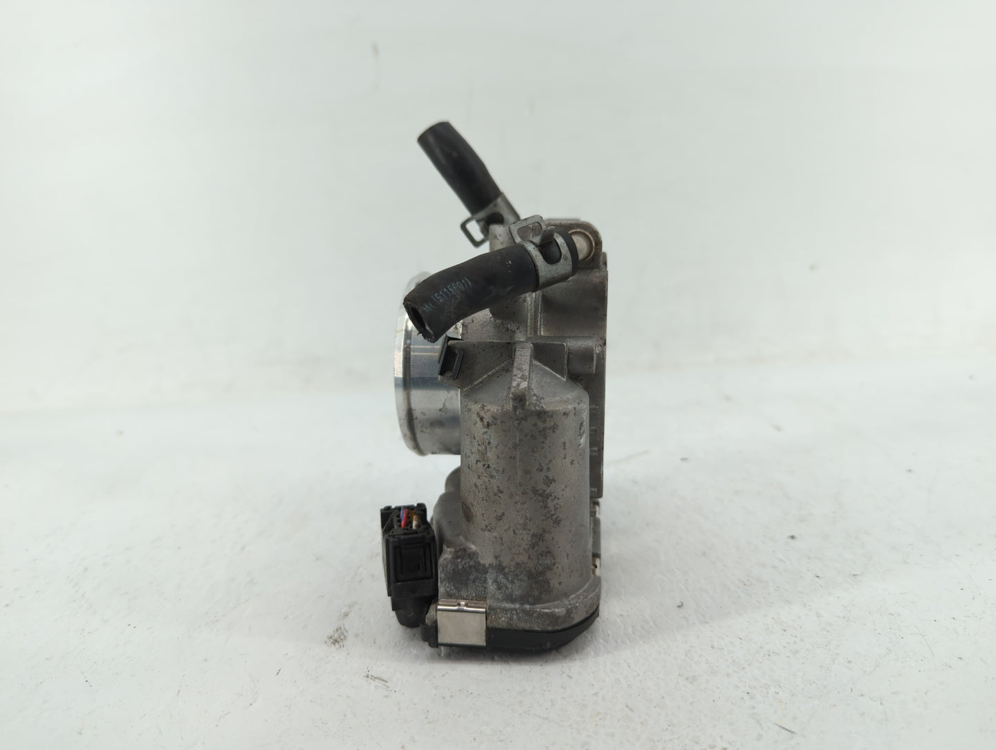 2011-2016 Kia Optima Throttle Body P/N:35100-2G700 35100-2G800 Fits Fits 2011 2012 2013 2014 2015 2016 OEM Used Auto Parts -