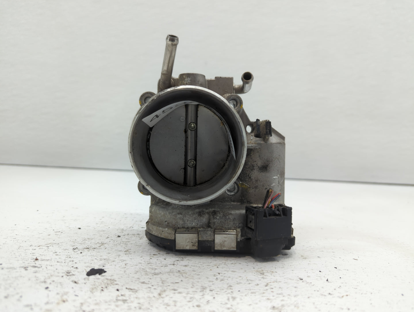2011-2015 Kia Optima Throttle Body P/N:35100-2G700 Fits Fits 2011 2012 2013 2014 2015 2016 OEM Used Auto Parts - Oemusedauto