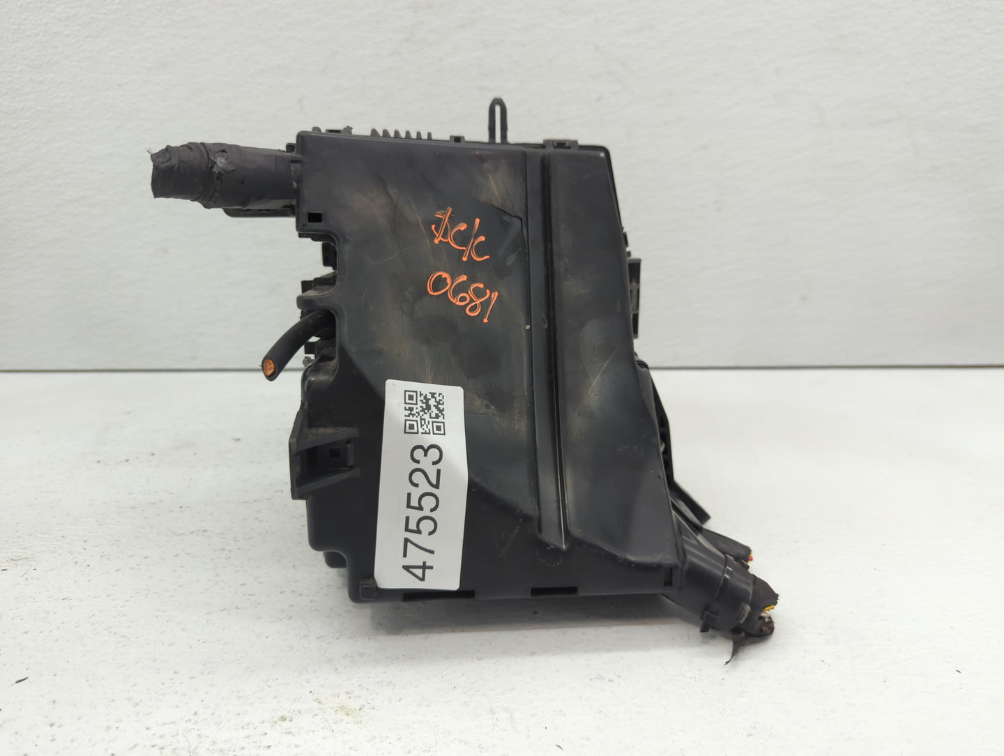 2014-2015 Kia Optima Fusebox Fuse Box Panel Relay Module P/N:91250-4C700 91259-2T010, 91955-2T730 Fits Fits 2014 2015 OEM Us