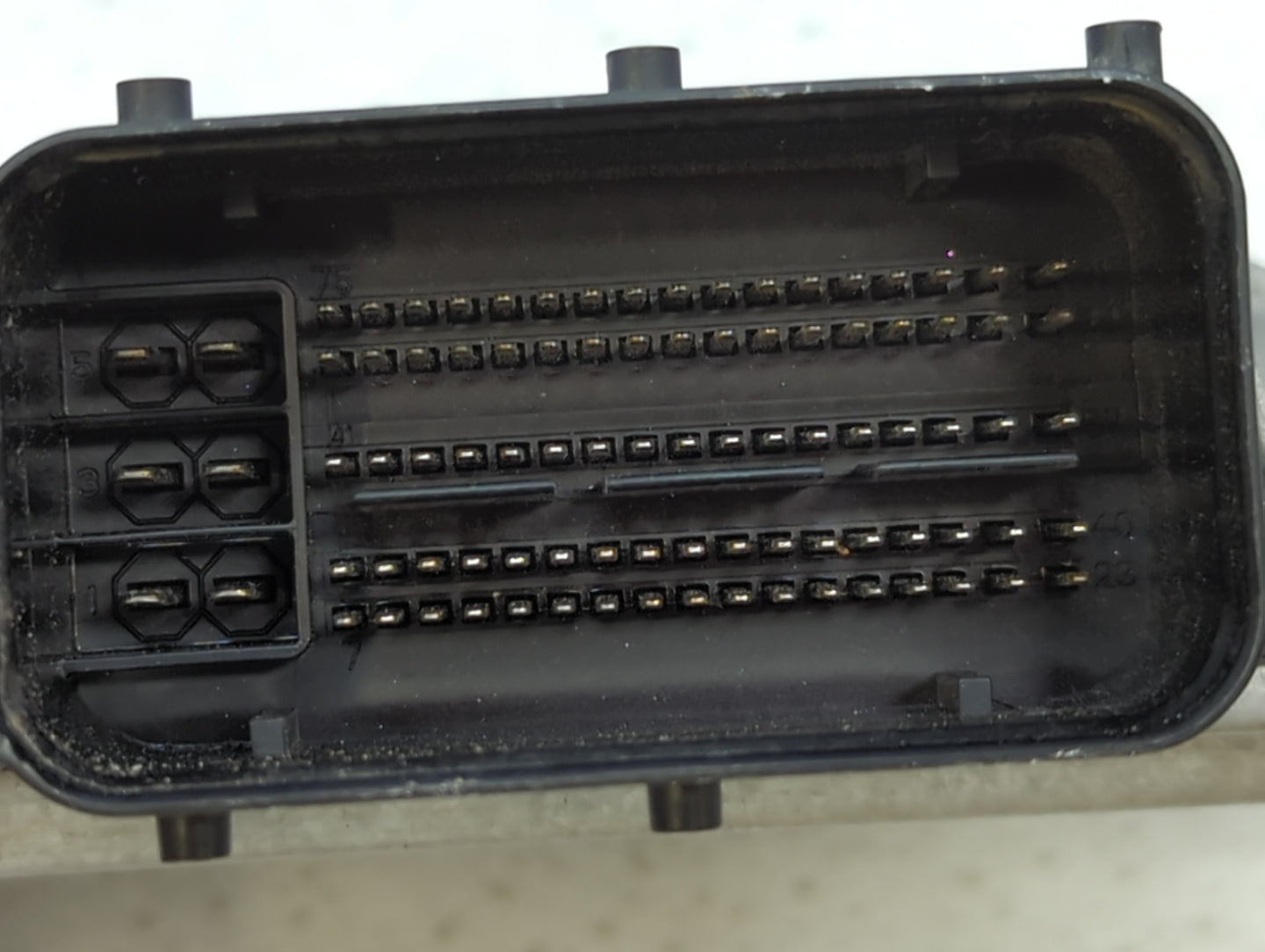 2015 Kia Optima PCM Engine Control Computer ECU ECM PCU OEM P/N:39108-2GBJ1 39138-2GBJ1 Fits OEM Used Auto Parts - Oemusedau