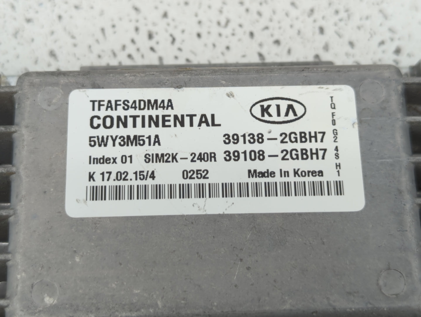 2015 Kia Optima PCM Engine Control Computer ECU ECM PCU OEM P/N:39138-2GBH7 Fits OEM Used Auto Parts - Oemusedautoparts1.com