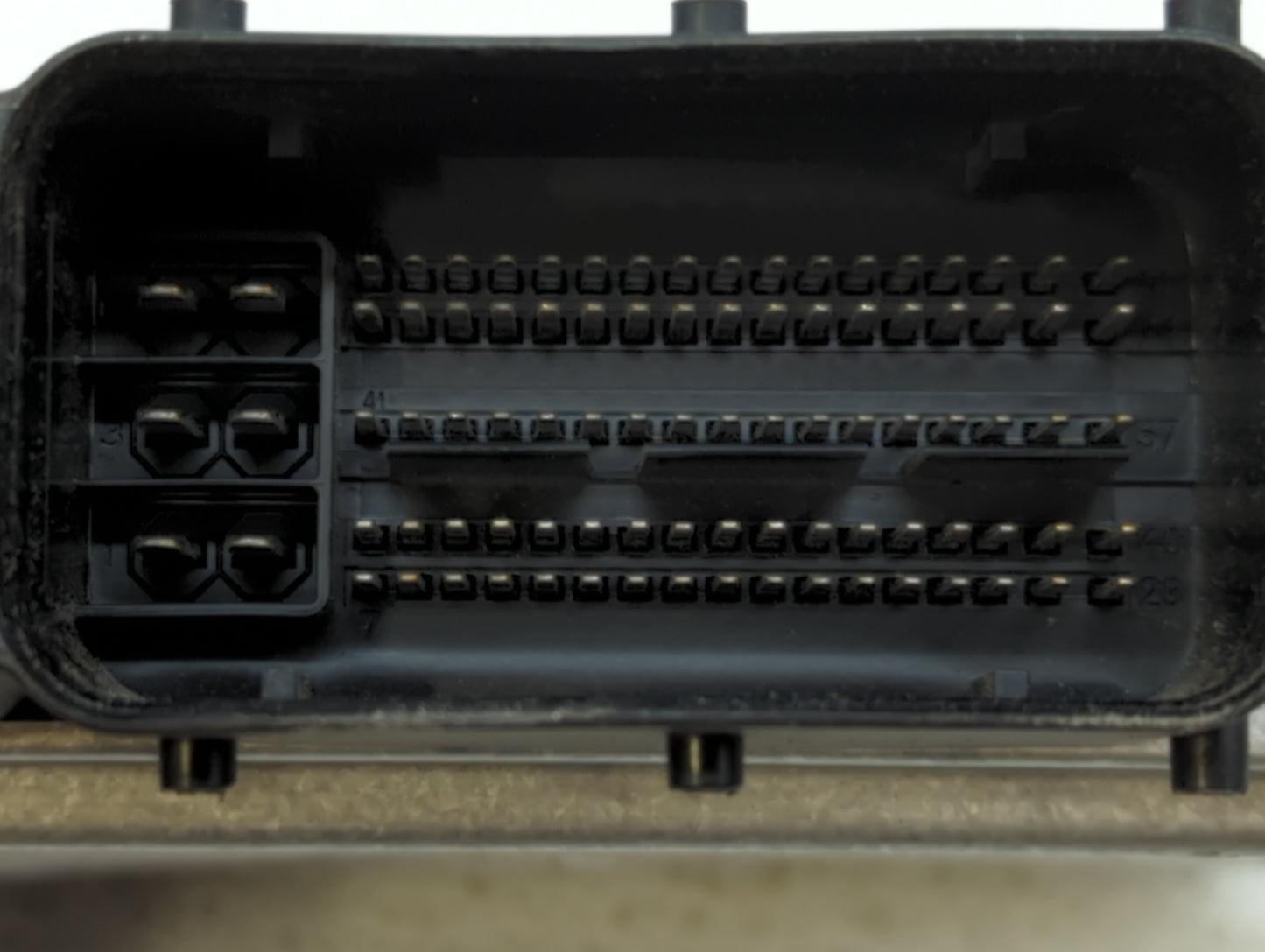 2015 Kia Optima PCM Engine Control Computer ECU ECM PCU OEM P/N:39138-2GBJ6 39108-2GBJ6 Fits OEM Used Auto Parts - Oemusedau