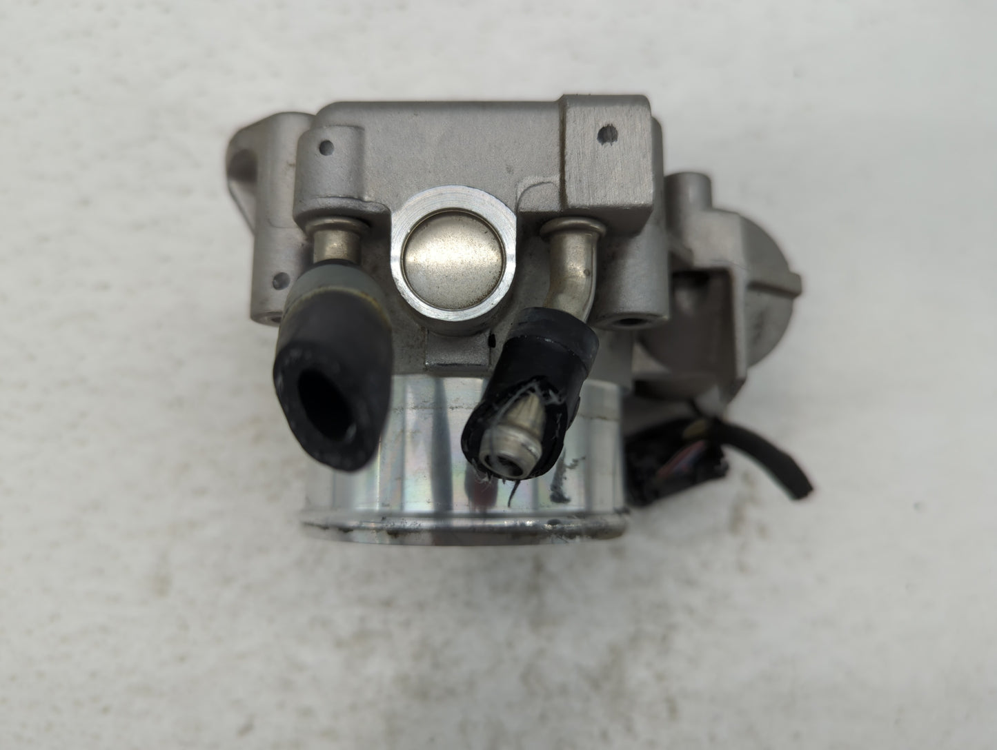 2011-2015 Kia Optima Throttle Body P/N:22030-0T080 35100-2G710 Fits Fits 2011 2012 2013 2014 2015 2016 OEM Used Auto Parts -