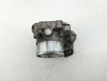 2011-2015 Kia Optima Throttle Body P/N:35100-2G700 Fits Fits 2011 2012 2013 2014 2015 2016 OEM Used Auto Parts