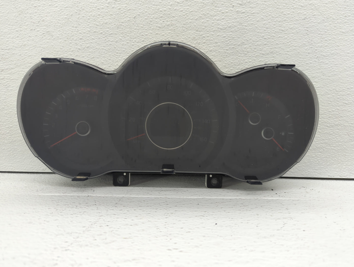 2014-2015 Kia Optima Instrument Cluster Speedometer Gauges P/N:94031-2T270 Fits Fits 2014 2015 OEM Used Auto Parts - Oemused