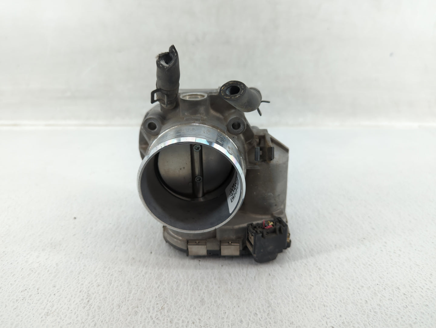 2011-2015 Kia Optima Throttle Body P/N:35100-2G700 Fits Fits 2011 2012 2013 2014 2015 2016 OEM Used Auto Parts - Oemusedauto