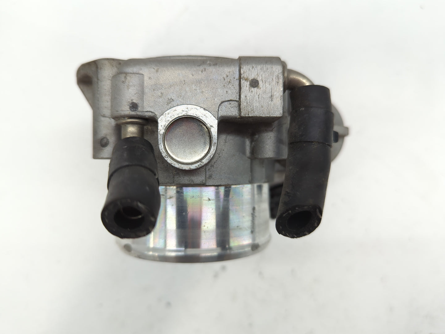2011-2015 Kia Optima Throttle Body P/N:35100-2G700 Fits Fits 2011 2012 2013 2014 2015 2016 OEM Used Auto Parts - Oemusedauto