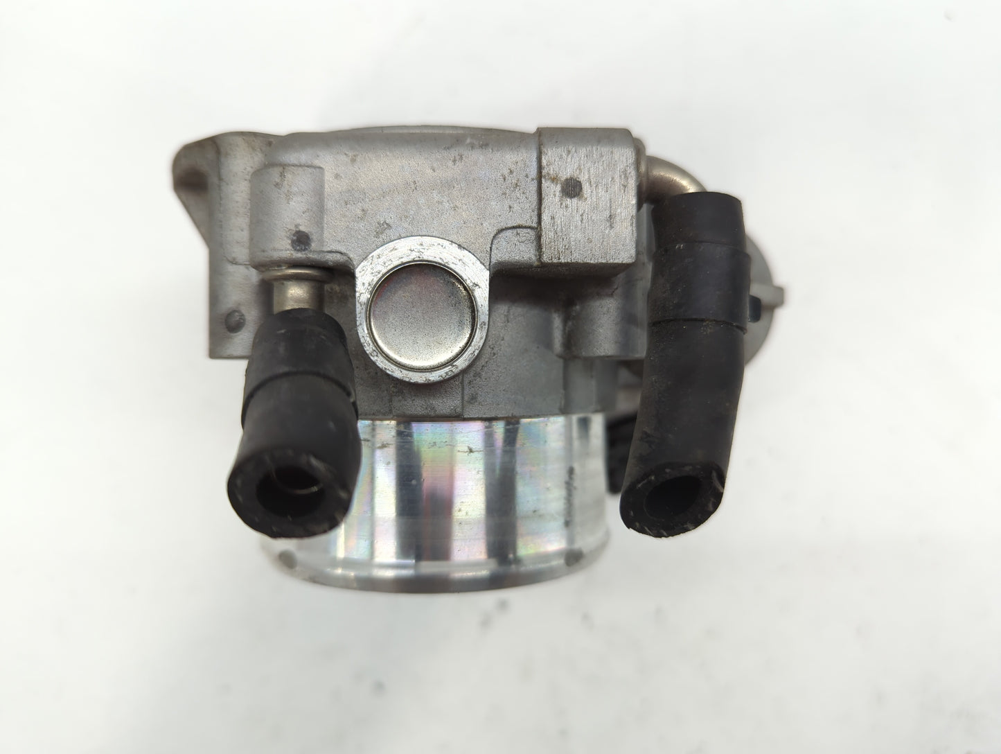 2011-2015 Kia Optima Throttle Body P/N:35100-2G700 Fits Fits 2011 2012 2013 2014 2015 2016 OEM Used Auto Parts - Oemusedauto