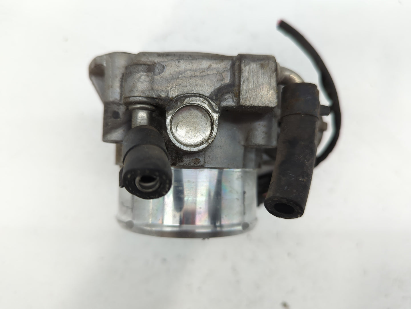 2011-2015 Kia Optima Throttle Body P/N:35100-2G700 Fits Fits 2011 2012 2013 2014 2015 2016 OEM Used Auto Parts - Oemusedauto