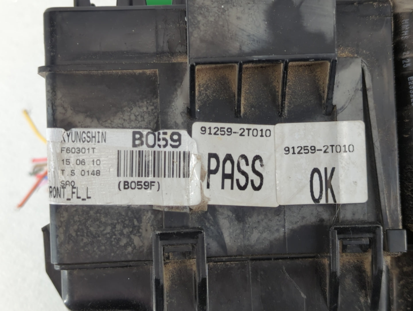 2014-2015 Kia Optima Fusebox Fuse Box Panel Relay Module P/N:91259-2T010 914304C600QA Fits Fits 2014 2015 OEM Used Auto Part