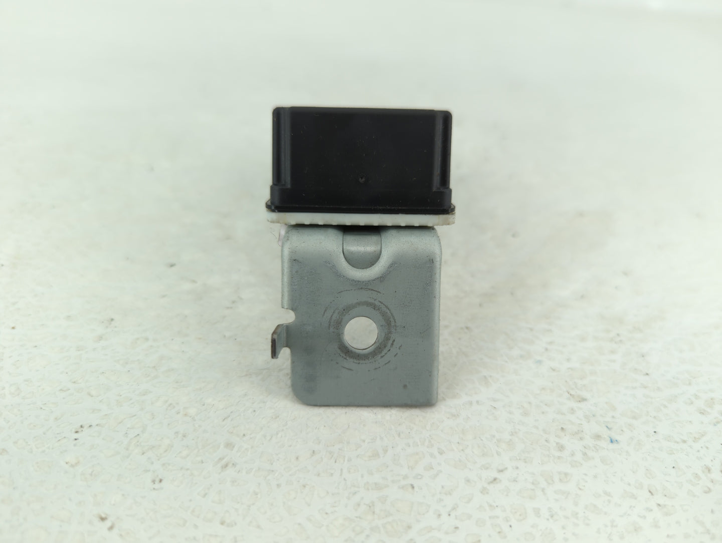 2014-2015 Kia Optima Chassis Control Module Ccm Bcm Body Control - Oemusedautoparts1.com